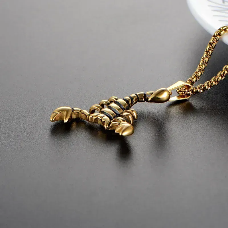 COLLAR CADENA ACERO INOXIDABLE CON DIJE DE ESCORPION