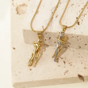 COLLAR CADENA DE ACERO TITANIO CON DIJE DE ABRAZO INFINITO