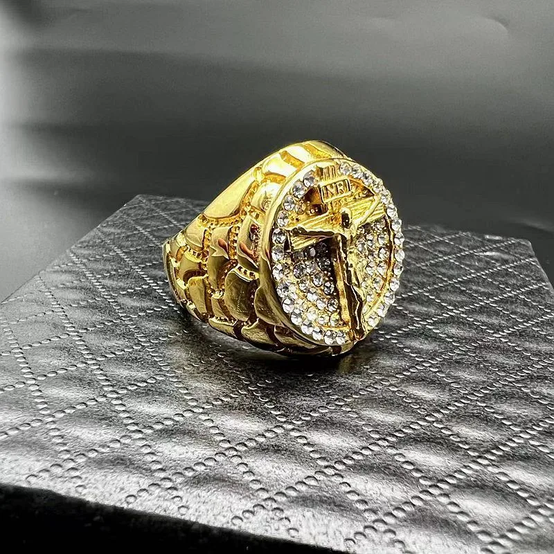 ANILLO DE ACERO TITANIO CON DIJE DE CRUZ