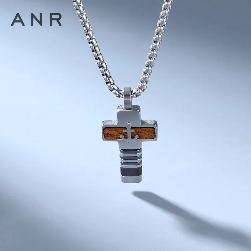 COLLAR CADENA DE ACERO TITANIO CON DIJE DE CRUZ CON ANLCA - Imagen 4